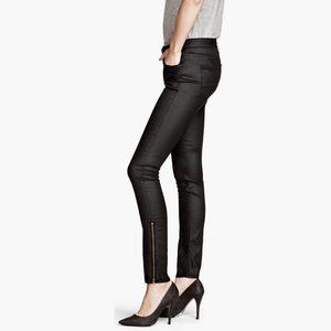 Ultra Skinny Jeans (Black)